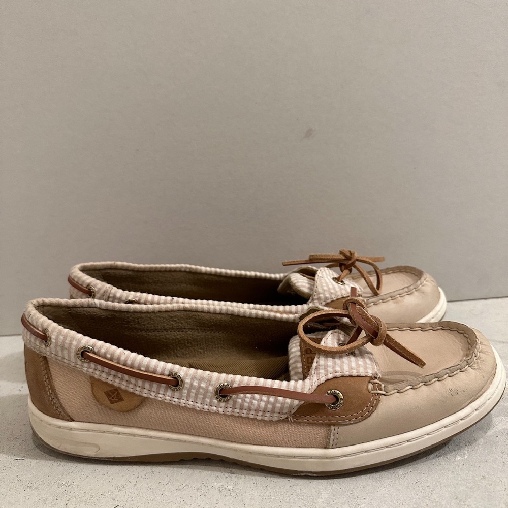 USED Size: 10M Women's Starfish Boat Shoe